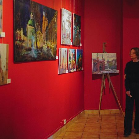 Art Inn Space Краков Экстерьер фото