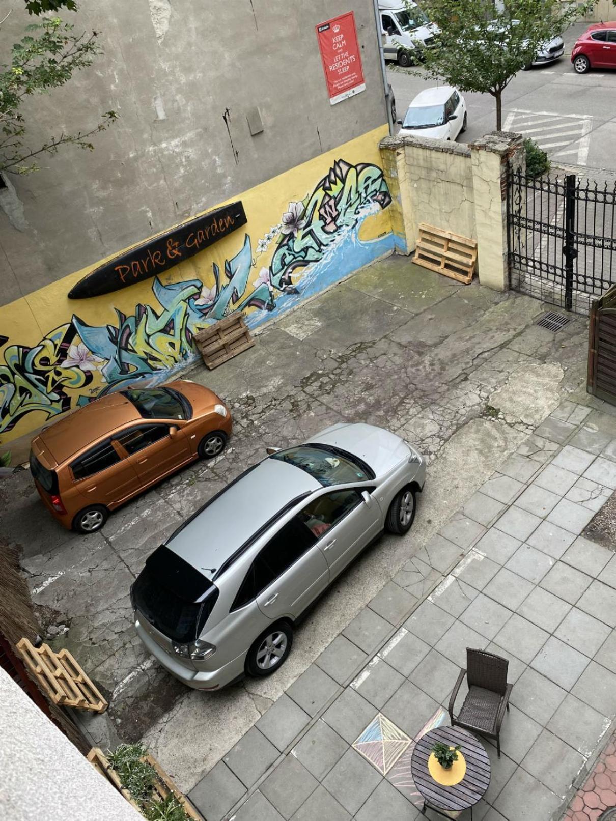 Art Inn Space Краков Экстерьер фото